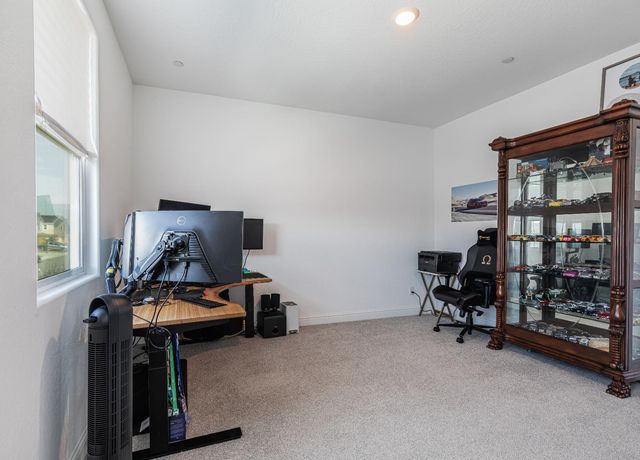 379 Aria S, Madera, CA 93636