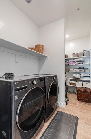 379 Aria S, Madera, CA 93636