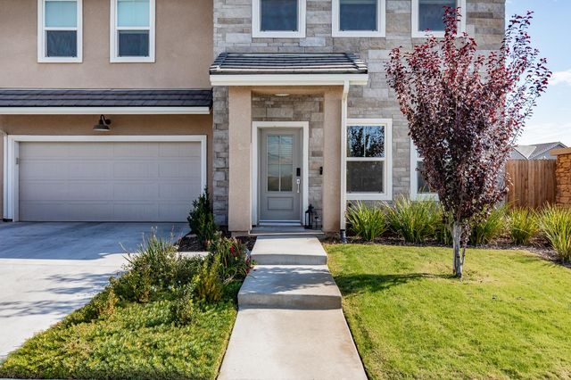 379 Aria S, Madera, CA 93636