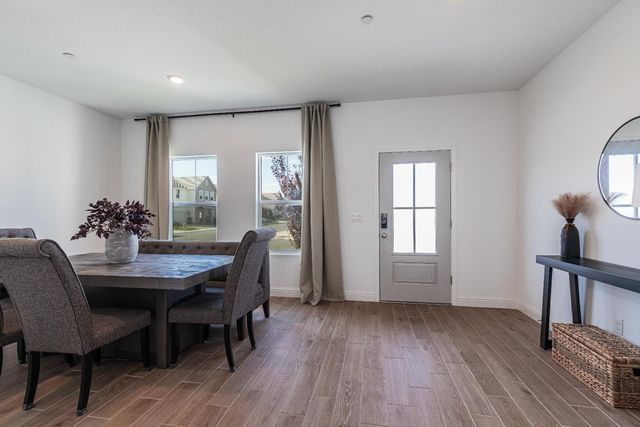 379 Aria S, Madera, CA 93636