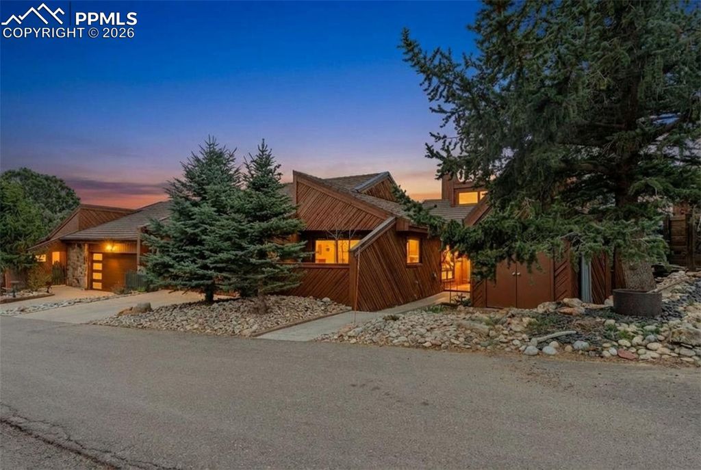 4452 Sentinel Rock NA, Larkspur, CO 80118