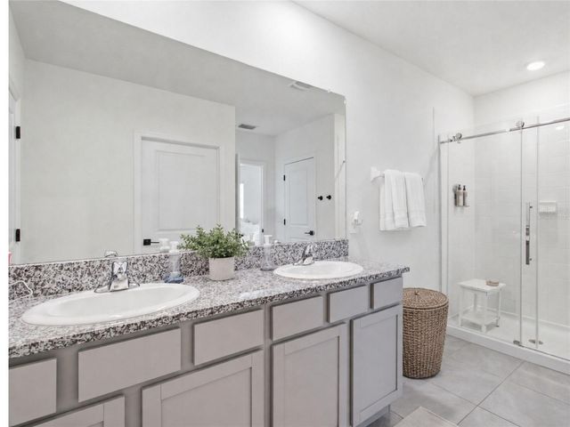 3262 HILLTOP CIRCLE, Bradenton, FL 34211