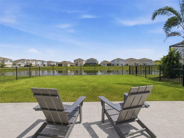 3262 HILLTOP CIRCLE, Bradenton, FL 34211