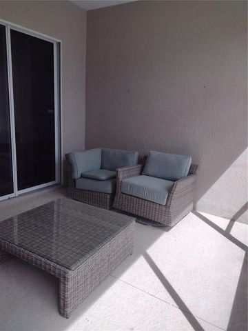 2006 BAYSIDE AVENUE, Mount Dora, FL 32757