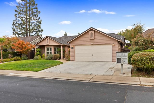 2025 Dorset Ln, Modesto, CA 95355