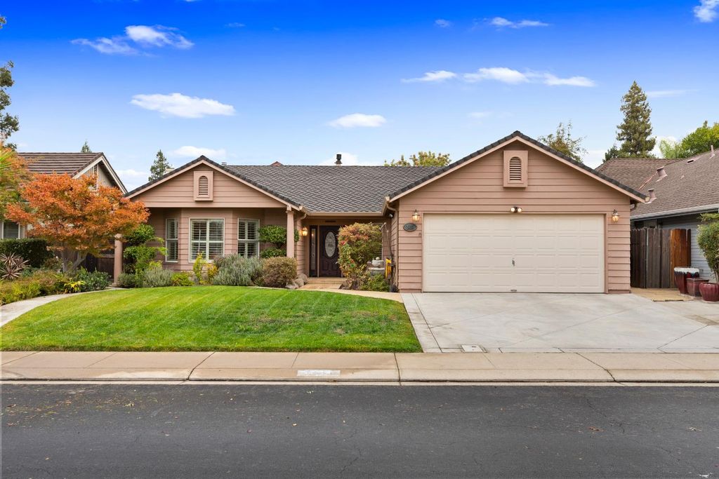 2025 Dorset Ln, Modesto, CA 95355