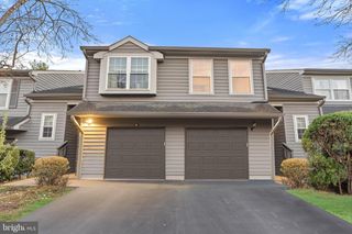 8--B BROOKLINE CT #B, Princeton, NJ 08540