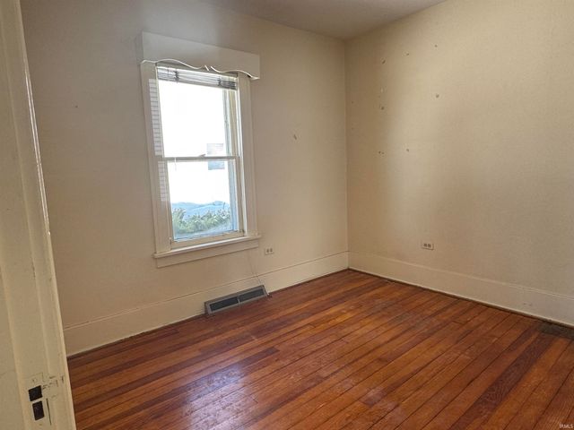 1105 W wilkinson Street, Goshen, IN 46526