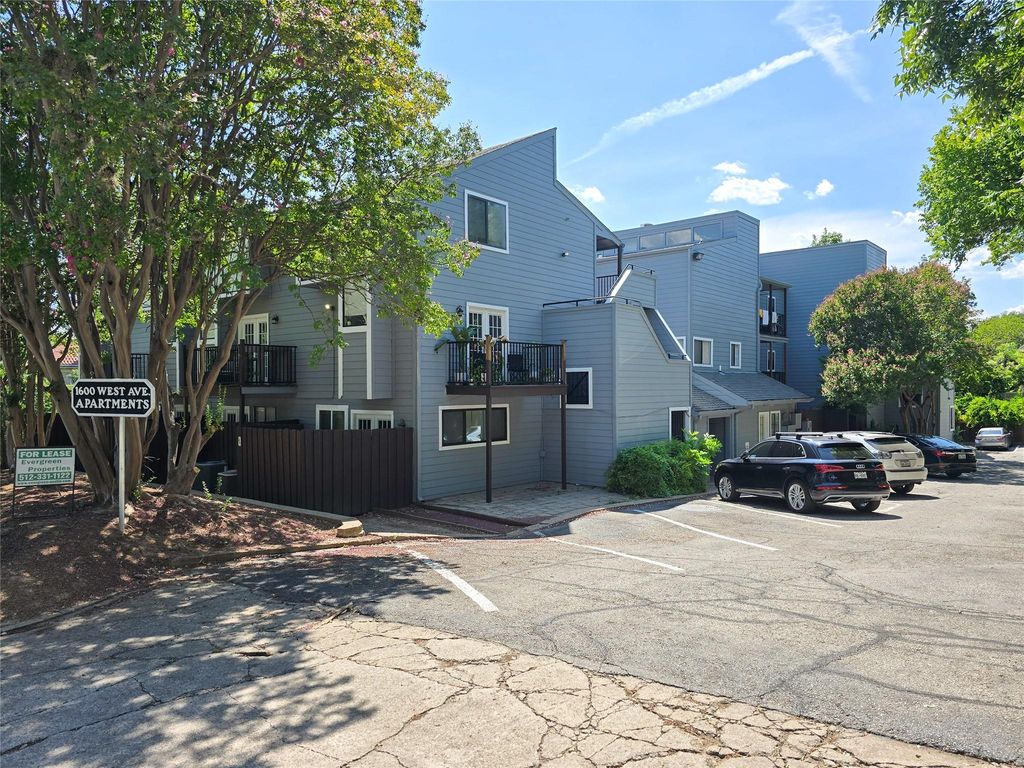 1600 West Ave 15, Austin, TX 78701