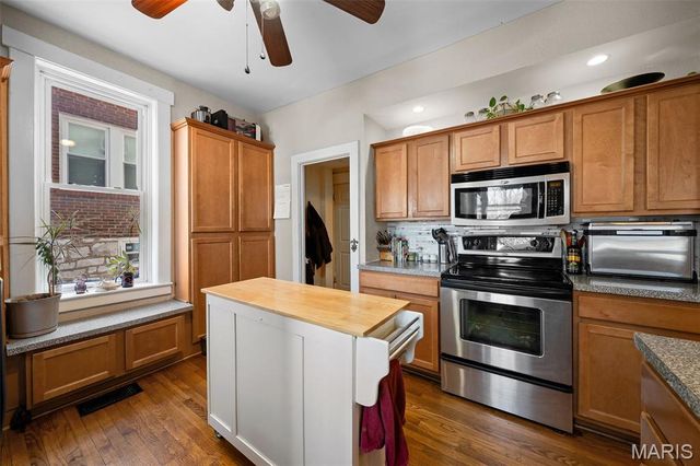 7479 Hiawatha Avenue, Richmond Heights, MO 63117