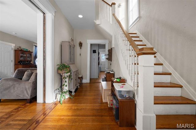 7479 Hiawatha Avenue, Richmond Heights, MO 63117