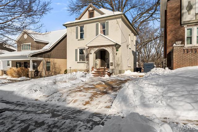 7479 Hiawatha Avenue, Richmond Heights, MO 63117