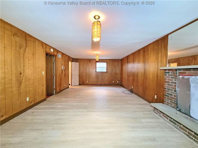 2514 Kay Lane, Charleston, WV 25302