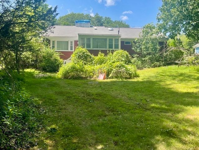 1154 High Street, Westwood, MA 02090