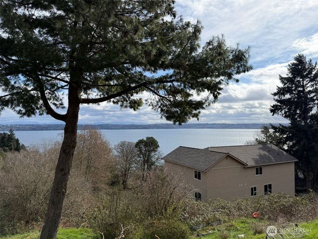 4725 SW 244th Street, Vashon, WA 98070