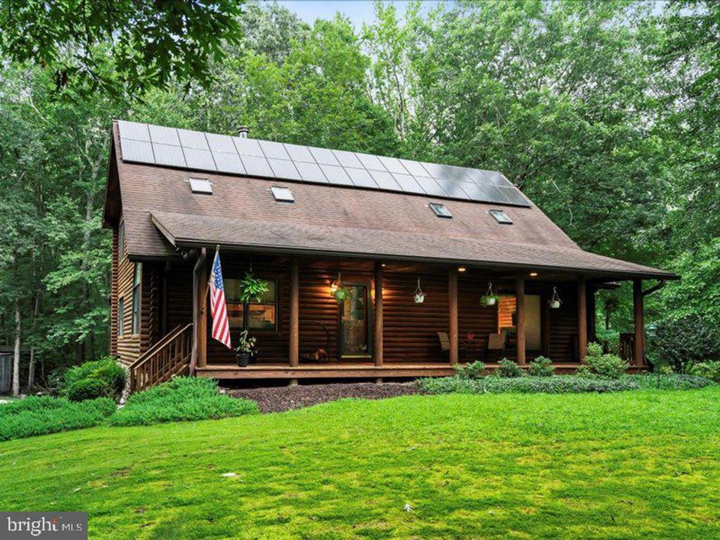 167 LONG SWAMP RD, New Egypt, NJ 08533