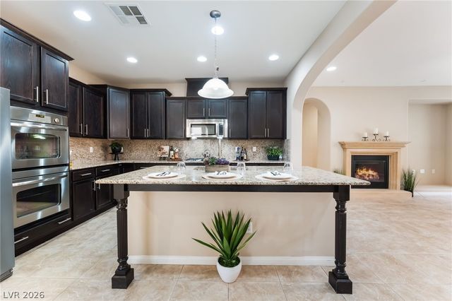 10242 Timberline Peak Avenue, Las Vegas, NV 89166