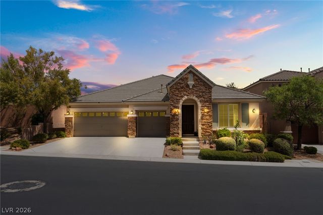 10242 Timberline Peak Avenue, Las Vegas, NV 89166