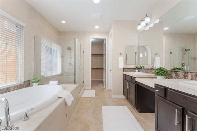 10242 Timberline Peak Avenue, Las Vegas, NV 89166