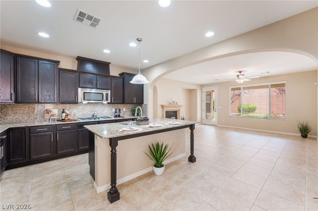 10242 Timberline Peak Avenue, Las Vegas, NV 89166