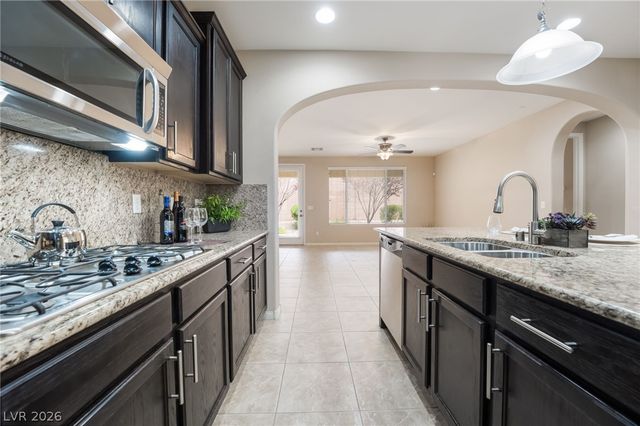 10242 Timberline Peak Avenue, Las Vegas, NV 89166