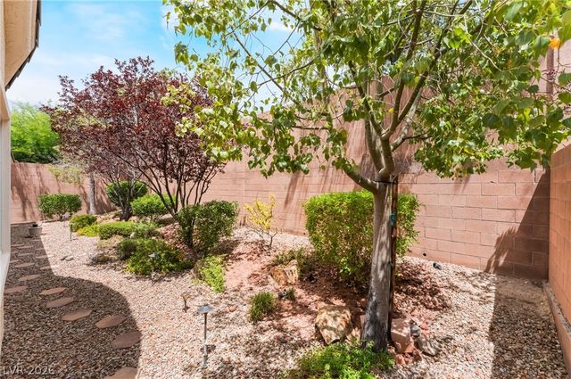 10242 Timberline Peak Avenue, Las Vegas, NV 89166