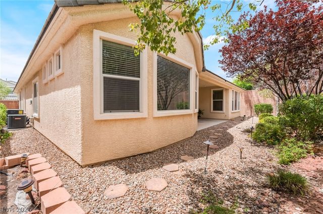 10242 Timberline Peak Avenue, Las Vegas, NV 89166