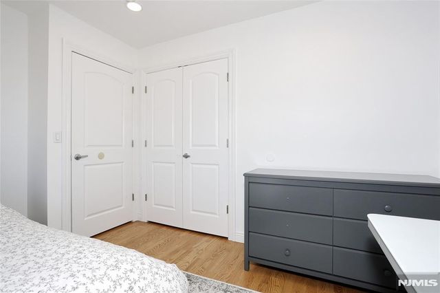 423 Lafayette Avenue, Cliffside Park, NJ 07010