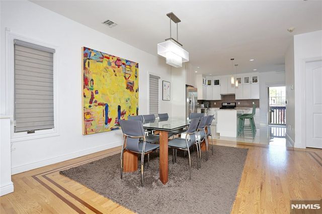 423 Lafayette Avenue, Cliffside Park, NJ 07010