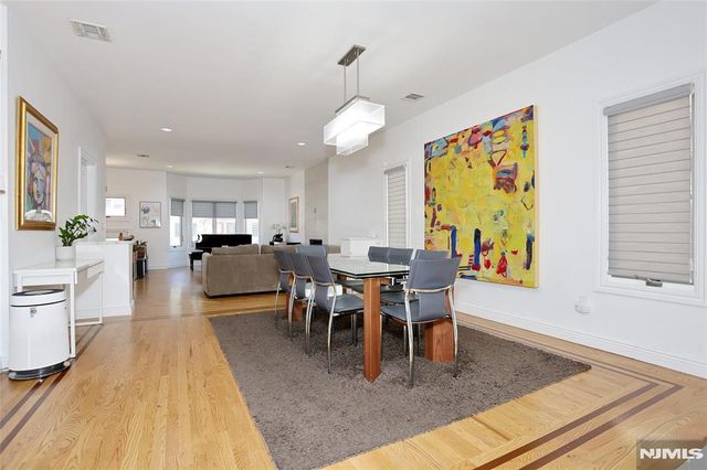 423 Lafayette Avenue, Cliffside Park, NJ 07010