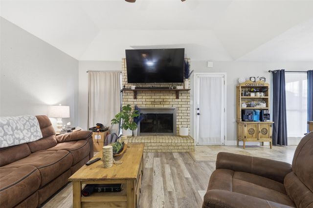 4501 Ascot Drive, Cleburne, TX 76033