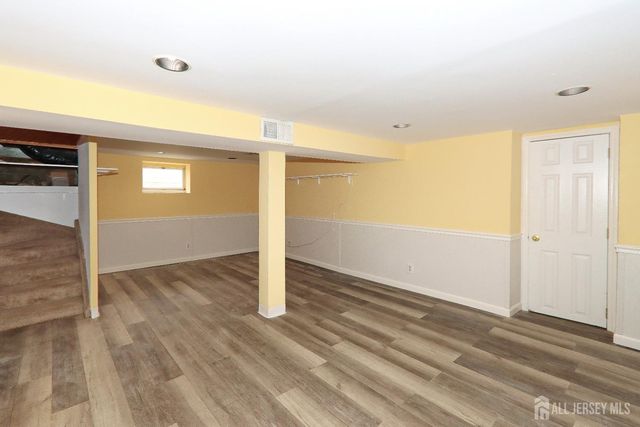 2 Mohawk Drive, Cranford, NJ 07016