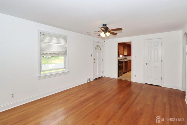 2 Mohawk Drive, Cranford, NJ 07016