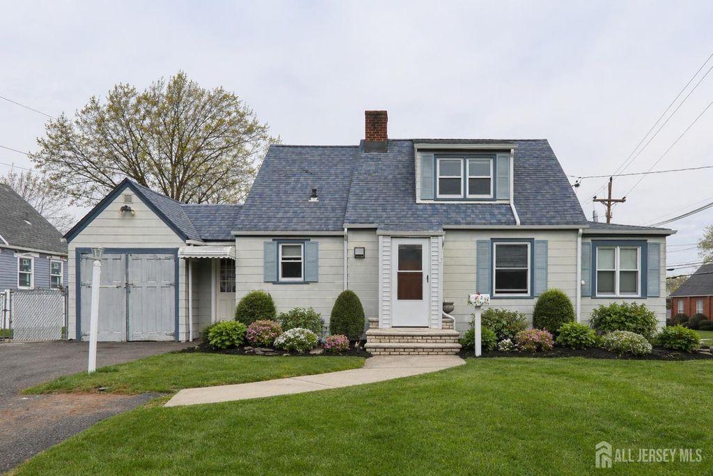 2 Mohawk Drive, Cranford, NJ 07016