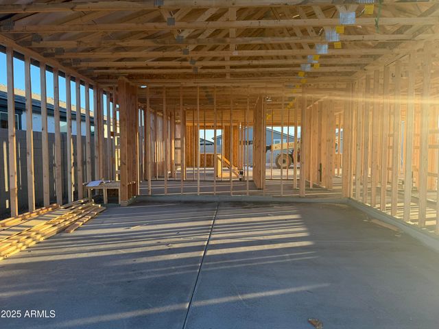 5537 W BUIST Avenue, Laveen, AZ 85339