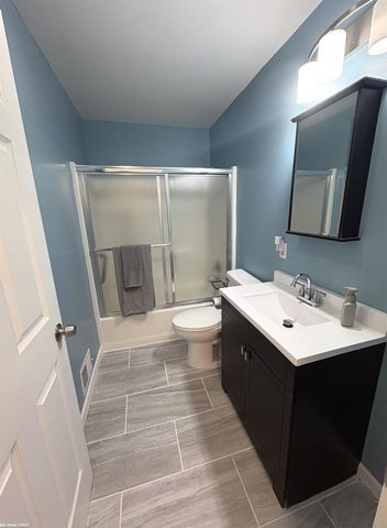 50850 Lempke Street, New Baltimore, MI 48047