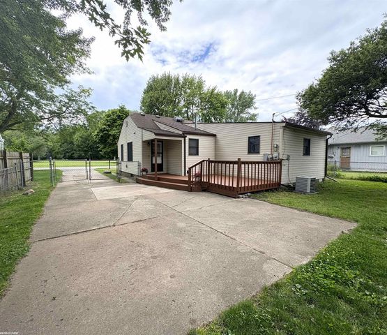 50850 Lempke Street, New Baltimore, MI 48047