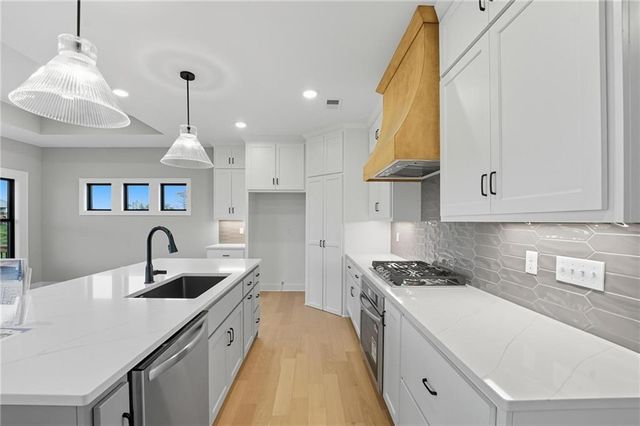 10503 N Liberty Street, Kansas City, MO 64155