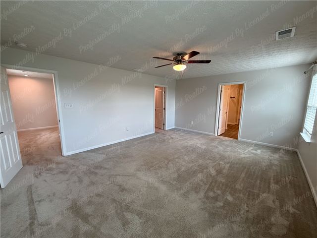 2418 David Grey Circle, Beavercreek, OH 45434