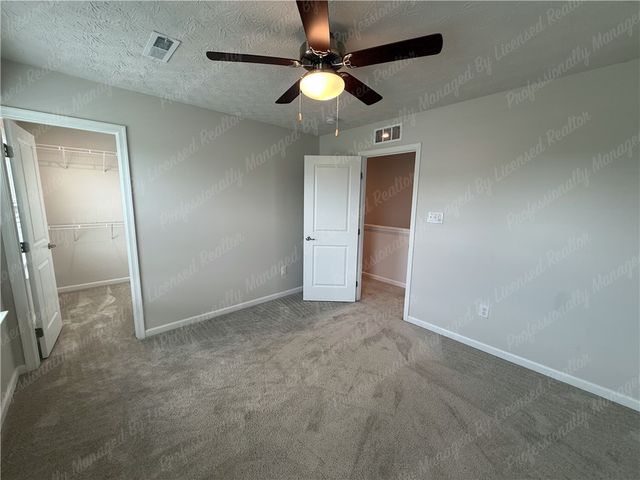 2418 David Grey Circle, Beavercreek, OH 45434