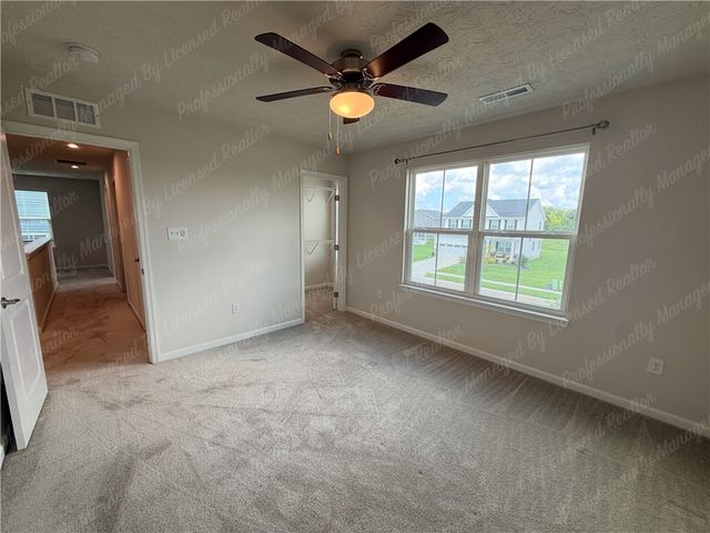 2418 David Grey Circle, Beavercreek, OH 45434