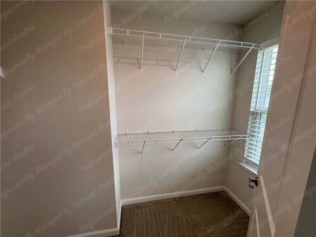 2418 David Grey Circle, Beavercreek, OH 45434