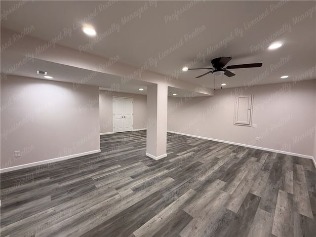 2418 David Grey Circle, Beavercreek, OH 45434