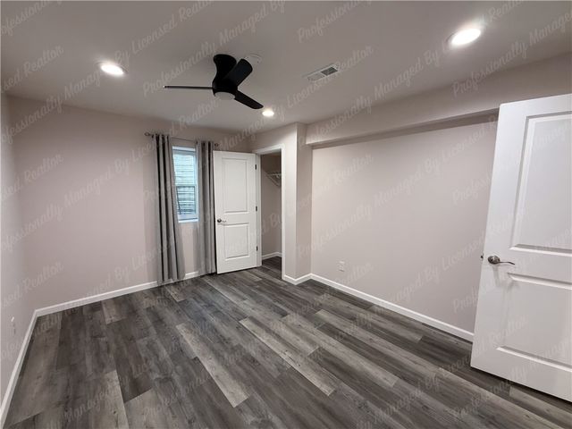 2418 David Grey Circle, Beavercreek, OH 45434