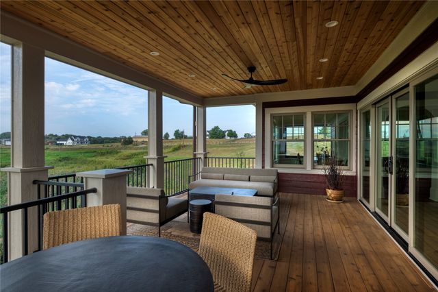 11988 Meadow Springs Drive, Johnston, IA 50131