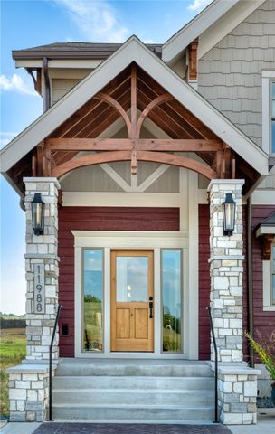 11988 Meadow Springs Drive, Johnston, IA 50131