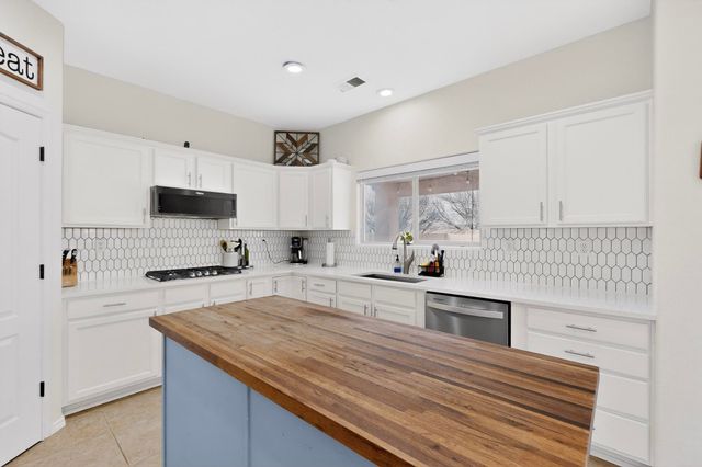 10444 Cantacielo Drive NW, Albuquerque, NM 87114