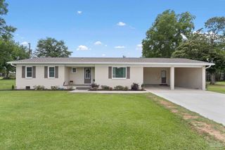 3581 W Hwy 4, Century, FL 32535