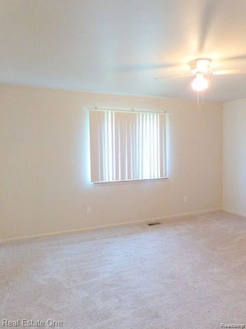 14814 Paris Court, Allen Park, MI 48101