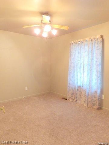 14814 Paris Court, Allen Park, MI 48101